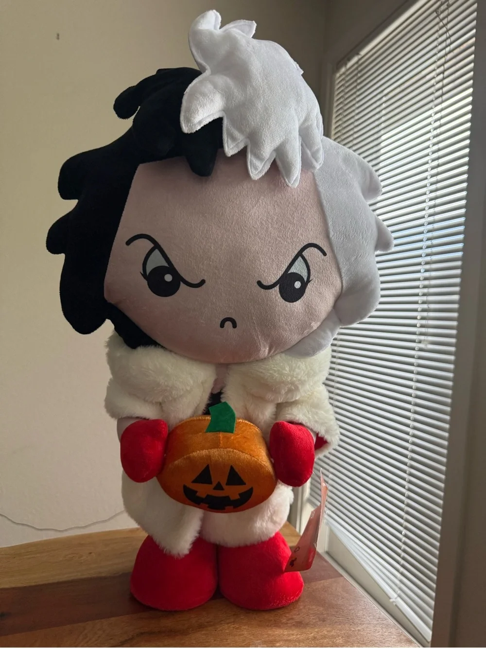 Disney Cruella De Vil Plush Halloween Greeter Pumpkin Stuffed Toy 23”
